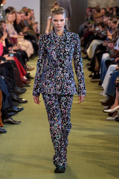 Look 20